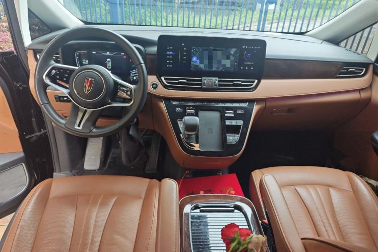 Used Hongqi HQ9 2023 2.0T Smart Connect Flagship Edition Center Console