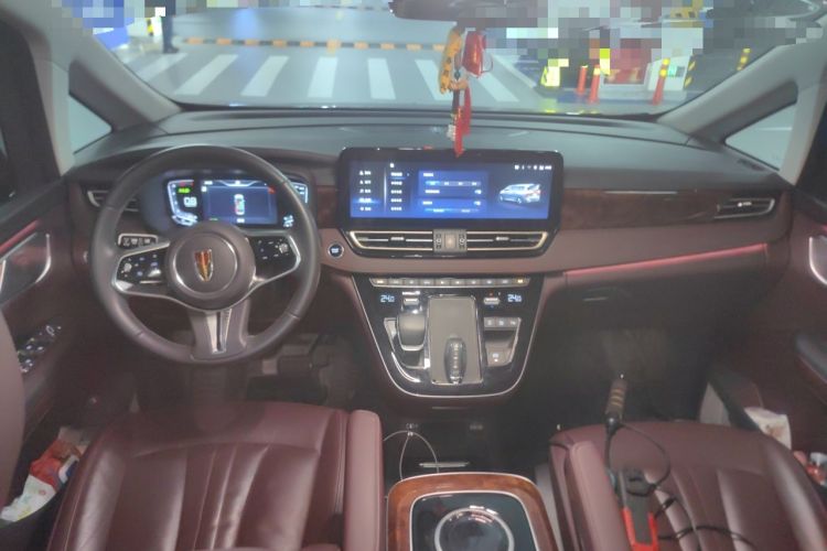 Used Hongqi HQ9 2023 2.0T Smart Connect Flagship Edition Center Console