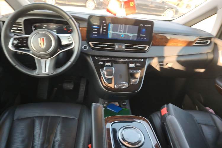 Used Hongqi HQ9 2023 2.0T Smart Connect Flagship Edition Center Console