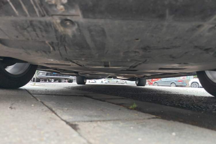 Used Hongqi HQ9 2023 2.0T Smart Connect Flagship Edition Chassis Front