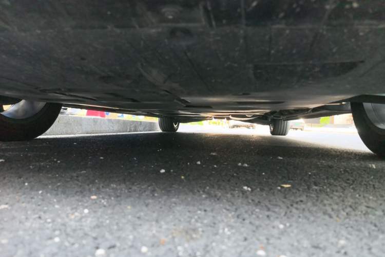 Used Hongqi HQ9 2023 2.0T Smart Connect Flagship Edition Chassis Front