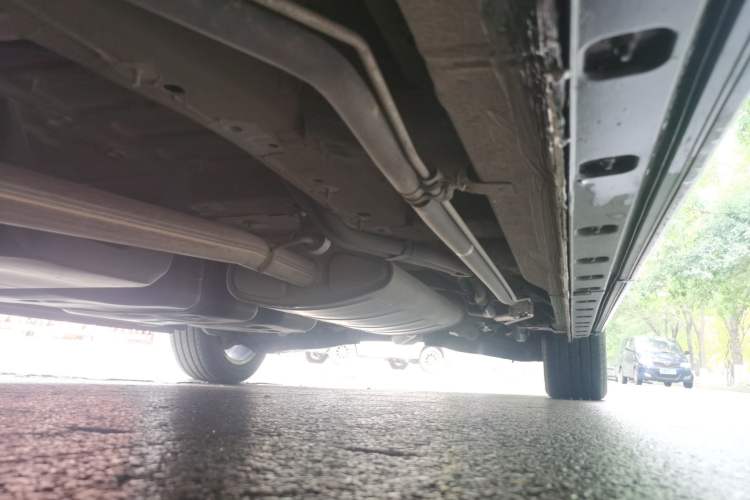 Used Hongqi HQ9 2023 2.0T Smart Connect Flagship Edition Chassis Front Left