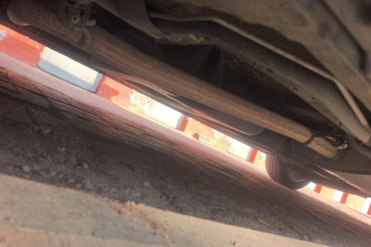 Used Hongqi HQ9 2023 2.0T Smart Connect Flagship Edition Chassis Front Left