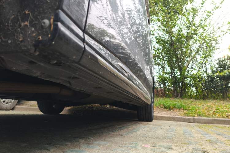 Used Hongqi HQ9 2023 2.0T Smart Connect Flagship Edition Chassis Front Left