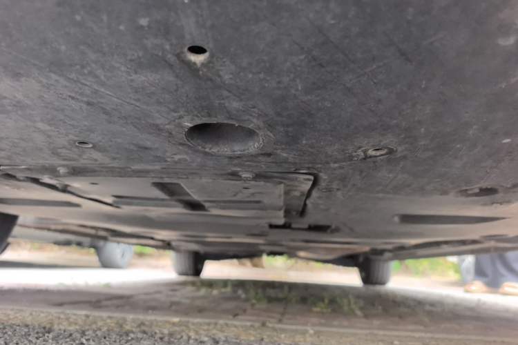 Used Hongqi HQ9 2023 2.0T Smart Connect Flagship Edition Chassis Front