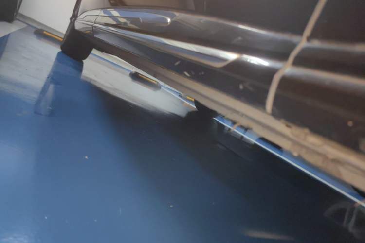 Used Hongqi HQ9 2023 2.0T Smart Connect Flagship Edition Chassis Front Right