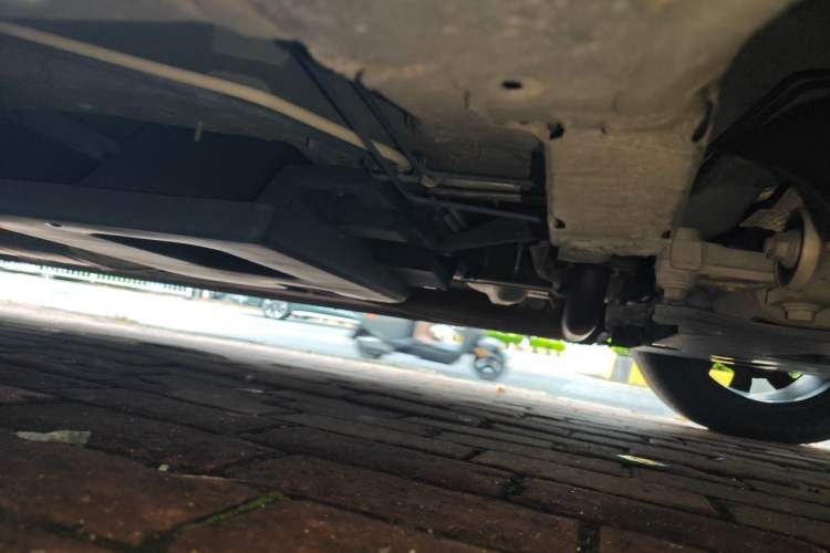 Used Hongqi HQ9 2023 2.0T Smart Connect Flagship Edition Chassis Front Right
