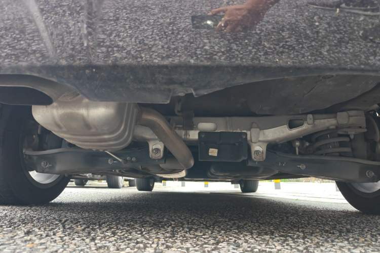 Used Hongqi HQ9 2023 2.0T Smart Connect Flagship Edition Chassis Rear