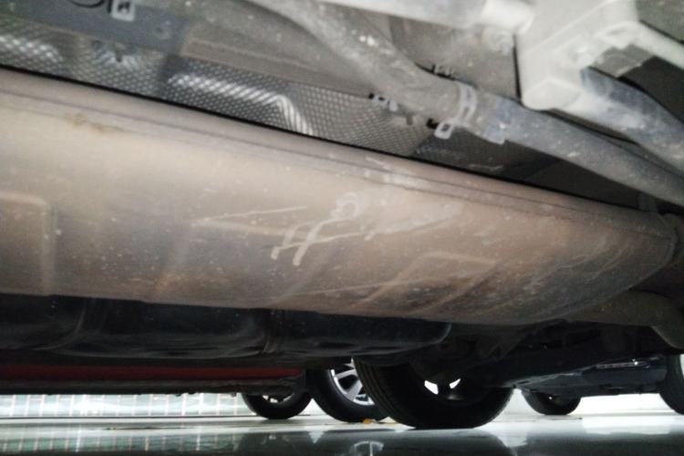 Used Hongqi HQ9 2023 2.0T Smart Connect Flagship Edition Chassis Rear Left