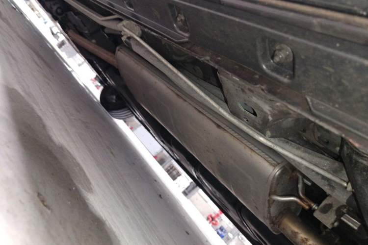Used Hongqi HQ9 2023 2.0T Smart Connect Flagship Edition Chassis Rear Left