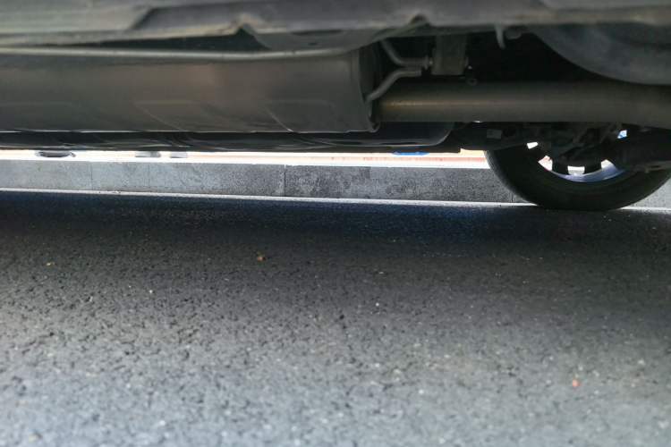 Used Hongqi HQ9 2023 2.0T Smart Connect Flagship Edition Chassis Rear Left