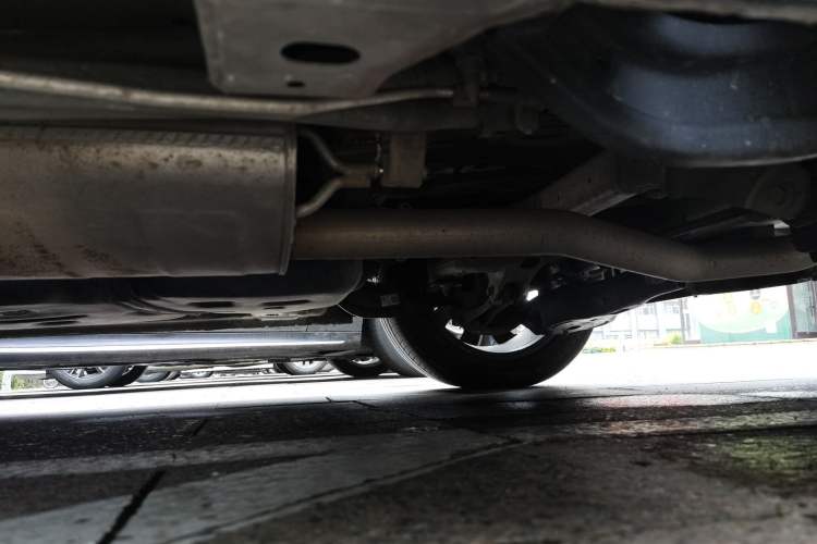 Used Hongqi HQ9 2023 2.0T Smart Connect Flagship Edition Chassis Rear Left