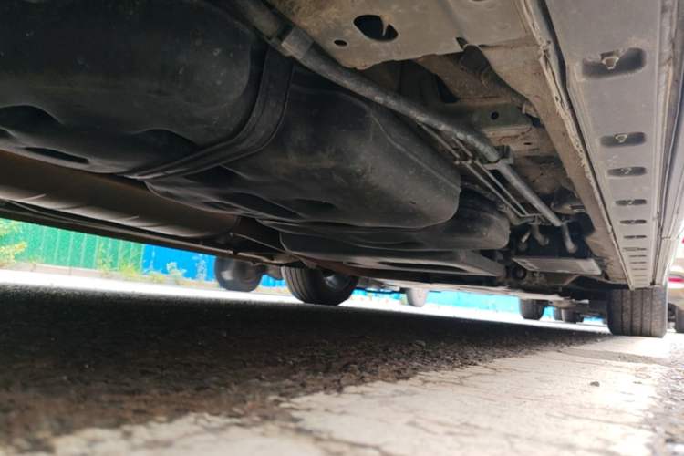 Used Hongqi HQ9 2023 2.0T Smart Connect Flagship Edition Chassis Rear Right