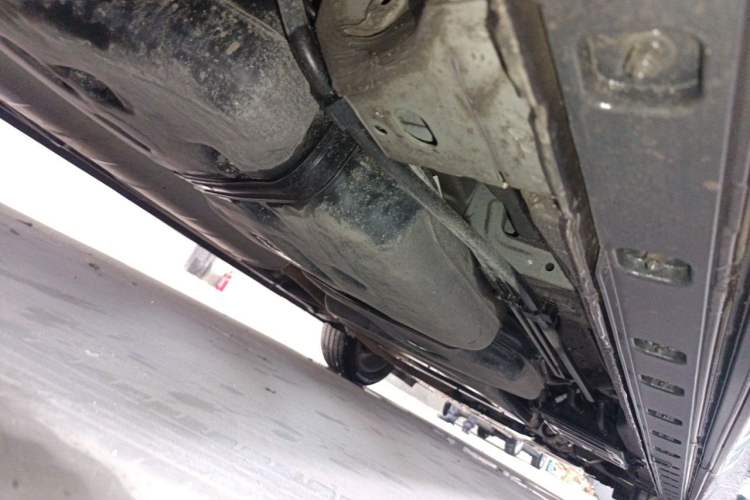 Used Hongqi HQ9 2023 2.0T Smart Connect Flagship Edition Chassis Rear Right