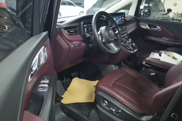 Used Hongqi HQ9 2023 2.0T Smart Connect Flagship Edition Driver Seat