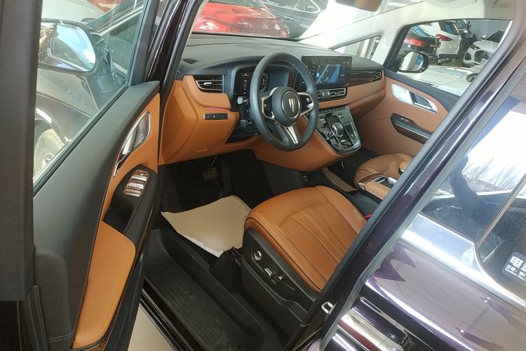 Used Hongqi HQ9 2023 2.0T Smart Connect Flagship Edition Driver Seat
