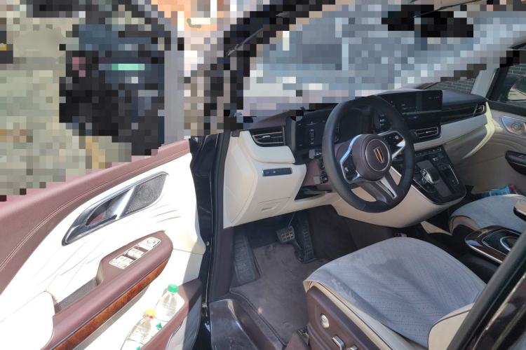 Used Hongqi HQ9 2023 2.0T Smart Connect Flagship Edition Driver Seat