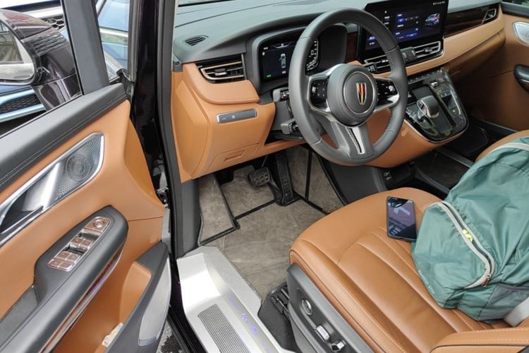 Used Hongqi HQ9 2023 2.0T Smart Connect Flagship Edition Driver Seat