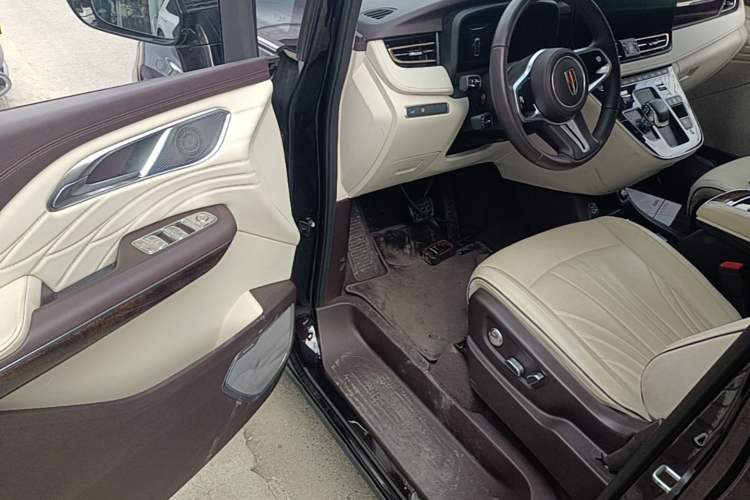 Used Hongqi HQ9 2023 2.0T Smart Connect Flagship Edition Driver Seat