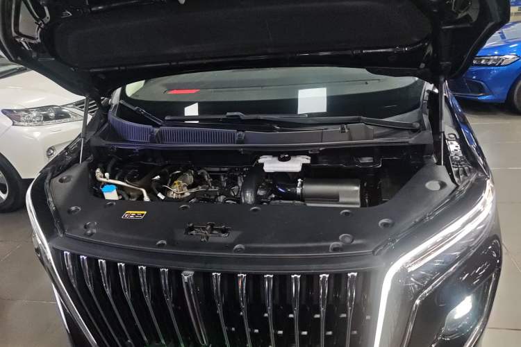 Used Hongqi HQ9 2023 2.0T Smart Connect Flagship Edition Engine Bay