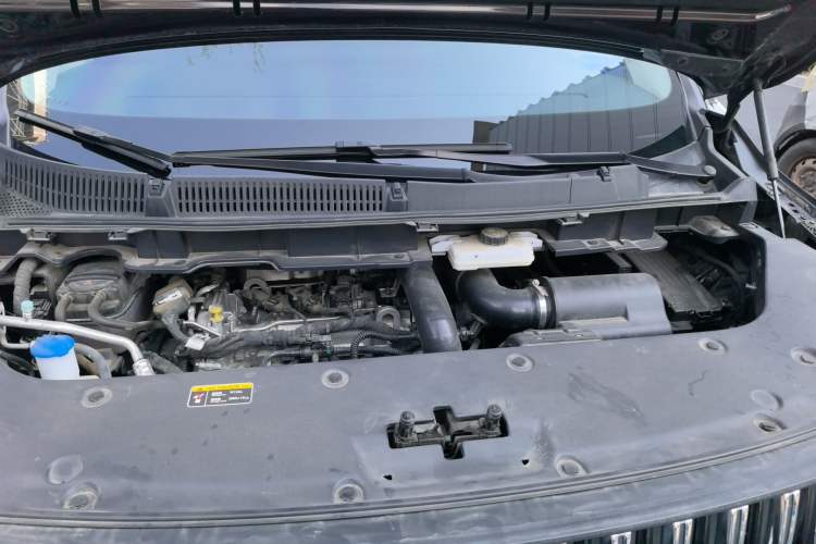 Used Hongqi HQ9 2023 2.0T Smart Connect Flagship Edition Engine Bay