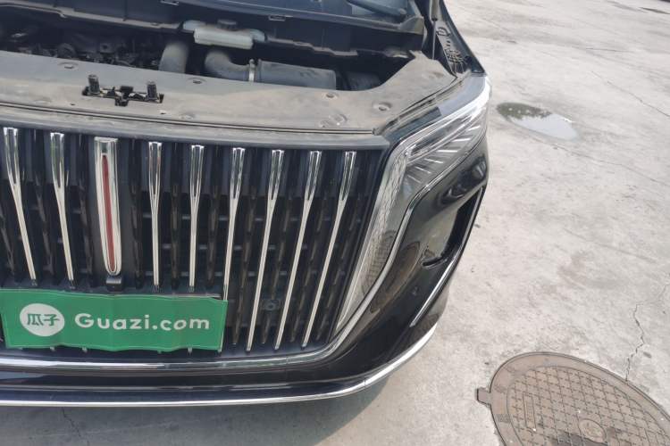 Used Hongqi HQ9 2023 2.0T Smart Connect Flagship Edition Engine Bay Left