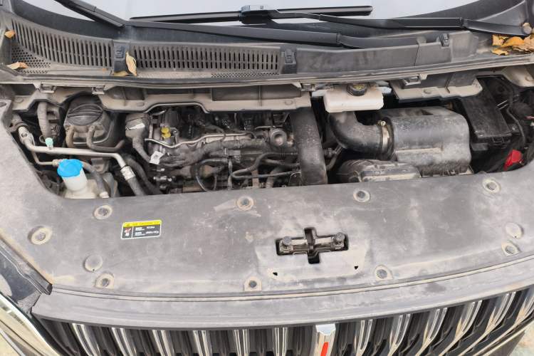 Used Hongqi HQ9 2023 2.0T Smart Connect Flagship Edition Engine Bay