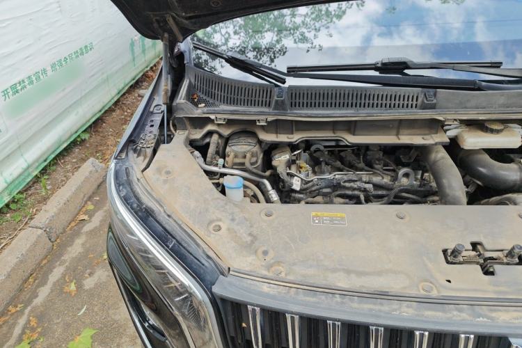 Used Hongqi HQ9 2023 2.0T Smart Connect Flagship Edition Engine Bay Right