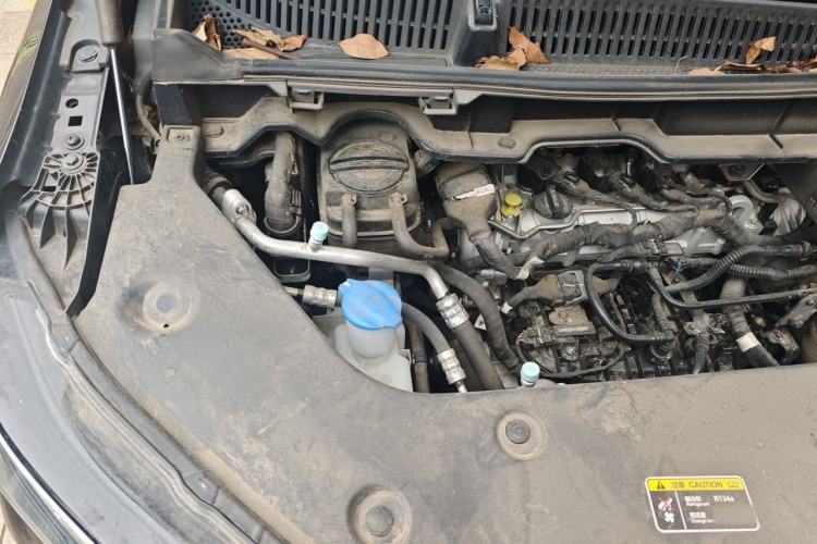 Used Hongqi HQ9 2023 2.0T Smart Connect Flagship Edition Engine Bay Right