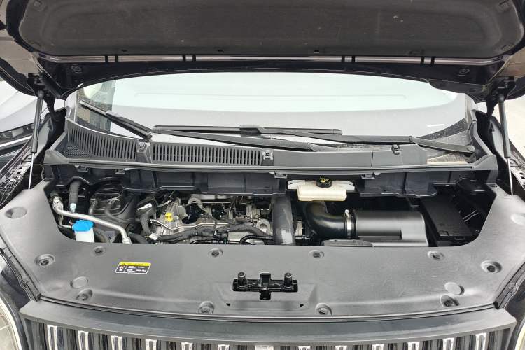 Used Hongqi HQ9 2023 2.0T Smart Connect Flagship Edition Engine Bay