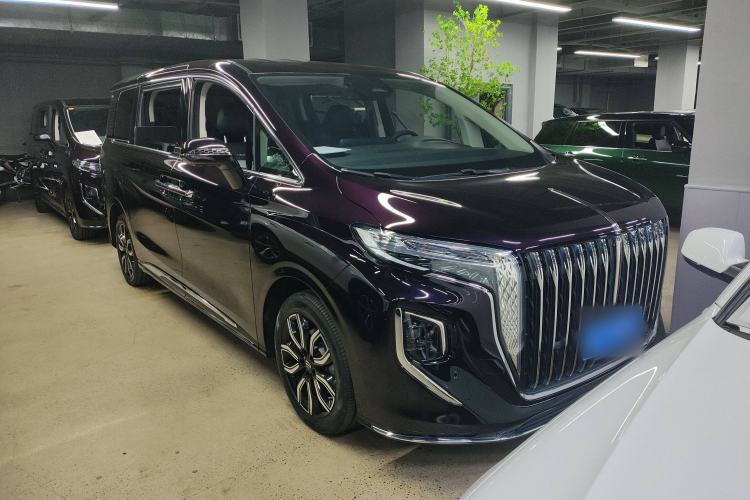 Used Hongqi HQ9 2023 2.0T Smart Connect Flagship Edition Front Right 45 Deg