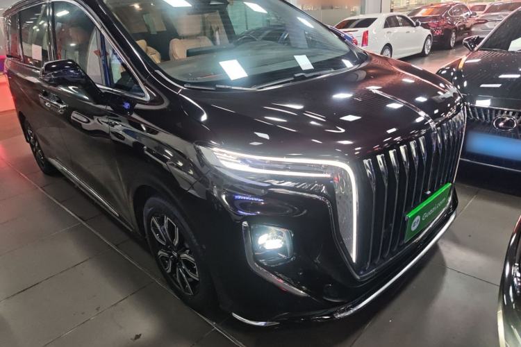 Used Hongqi HQ9 2023 2.0T Smart Connect Flagship Edition Front Right 45 Deg