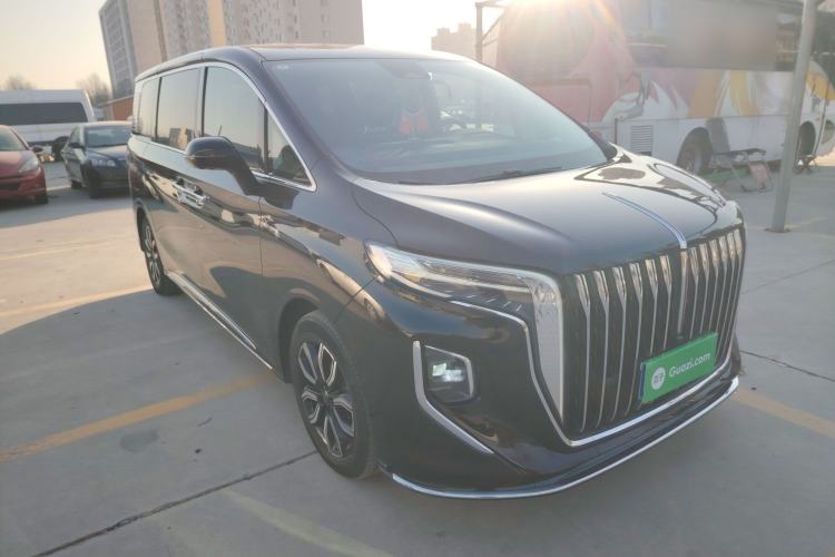 Used Hongqi HQ9 2023 2.0T Smart Connect Flagship Edition Front Right 45 Deg