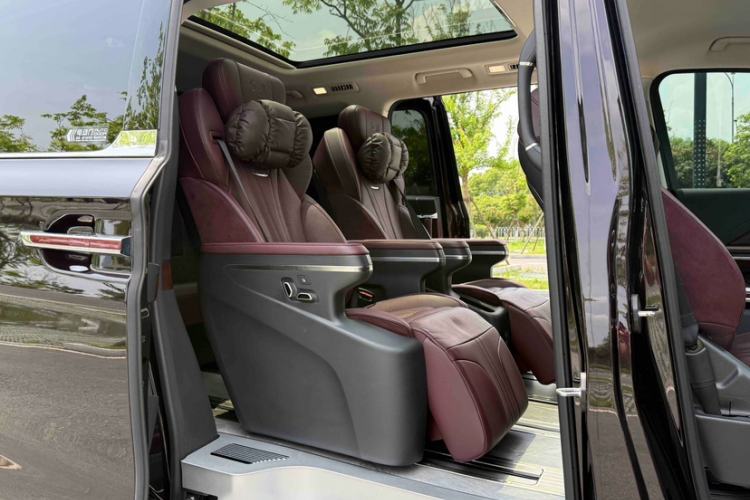 Used Hongqi HQ9 2023 2.0T Smart Connect Flagship Edition Interior 3