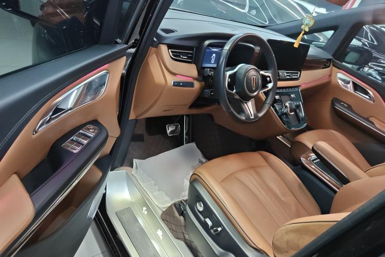Used Hongqi HQ9 2023 2.0T Smart Connect Flagship Edition Interior 3