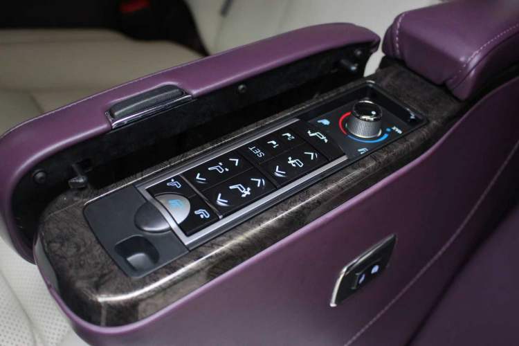 Used Hongqi HQ9 2023 2.0T Smart Connect Flagship Edition Interior 3
