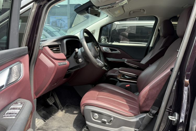 Used Hongqi HQ9 2023 2.0T Smart Connect Flagship Edition Interior 5