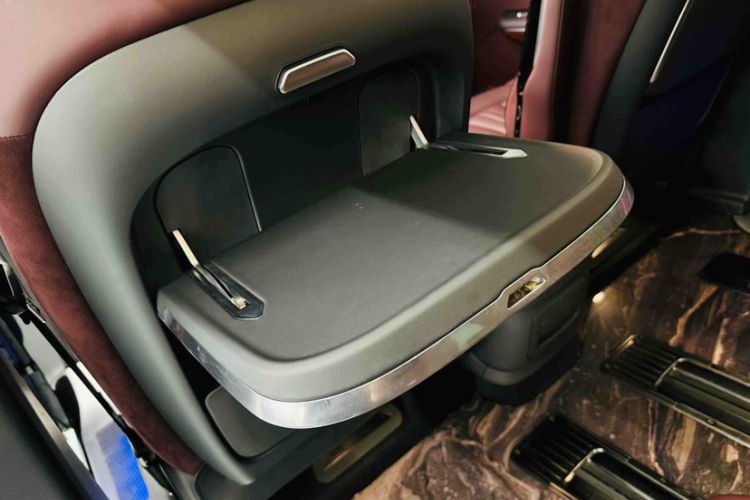 Used Hongqi HQ9 2023 2.0T Smart Connect Flagship Edition Interior 7