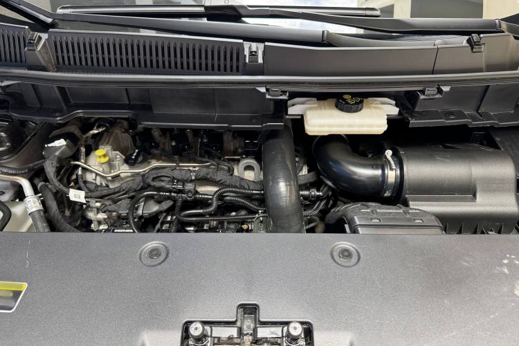 Used Hongqi HQ9 2023 2.0T Smart Connect Flagship Edition Interior 8