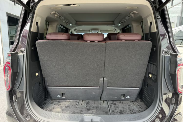 Used Hongqi HQ9 2023 2.0T Smart Connect Flagship Edition Interior 8