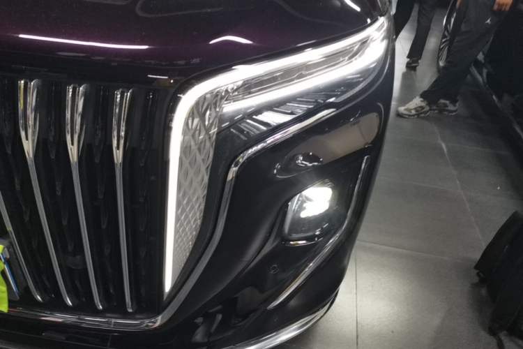 Used Hongqi HQ9 2023 2.0T Smart Connect Flagship Edition Left Front Headlight