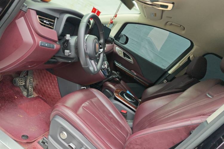 Used Hongqi HQ9 2023 2.0T Smart Connect Flagship Edition Left Front Seat