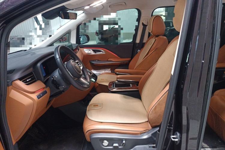 Used Hongqi HQ9 2023 2.0T Smart Connect Flagship Edition Left Front Seat