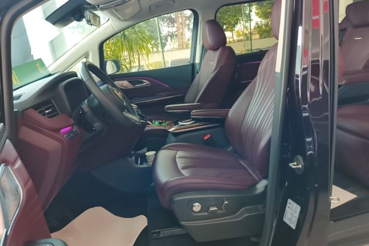 Used Hongqi HQ9 2023 2.0T Smart Connect Flagship Edition Left Front Seat