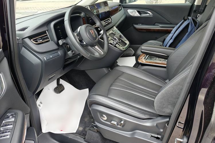 Used Hongqi HQ9 2023 2.0T Smart Connect Flagship Edition Left Front Seat
