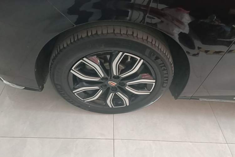 Used Hongqi HQ9 2023 2.0T Smart Connect Flagship Edition Left Front Wheel Hub