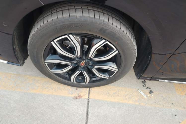 Used Hongqi HQ9 2023 2.0T Smart Connect Flagship Edition Left Front Wheel Hub