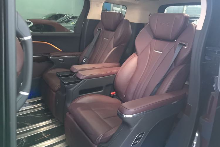 Used Hongqi HQ9 2023 2.0T Smart Connect Flagship Edition Left Rear Seat