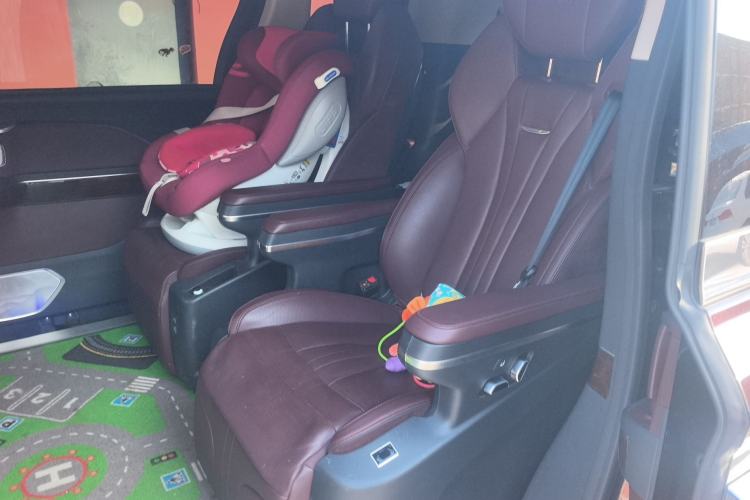 Used Hongqi HQ9 2023 2.0T Smart Connect Flagship Edition Left Rear Seat