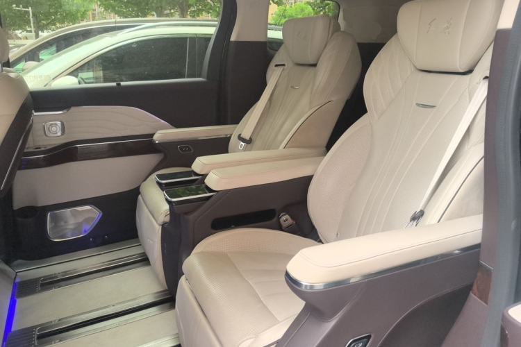 Used Hongqi HQ9 2023 2.0T Smart Connect Flagship Edition Left Rear Seat